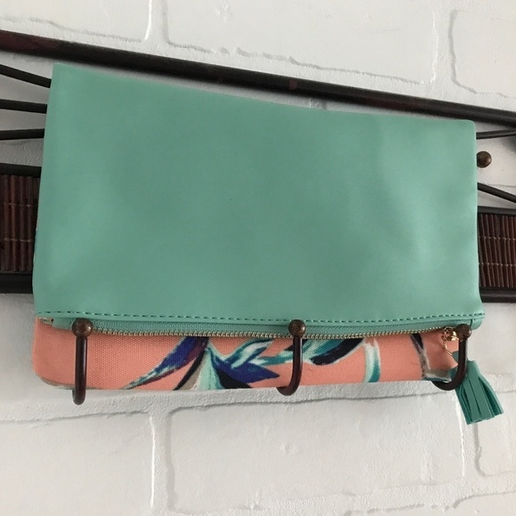 NWOT Rachel Pally - Reversible Tropical Clutch - Picture 3 of 7
